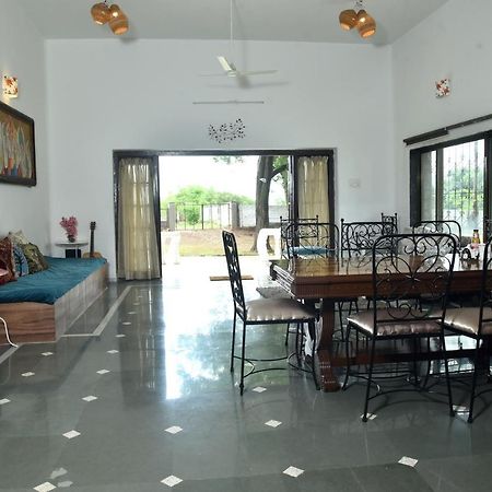 Whispering Woods Villa And Eco Farms Lonavala Exteriér fotografie